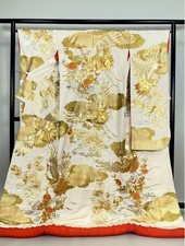 Japanese kimono,UCHIKAKE,Wedding Robe,Embroidered,Birds,Clowds,Foil,L5'10