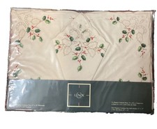 Vintage Lenox HOLIDAY Embroidered 2 Placemats & 2 Napkins Kemp & Beatley NIP picture
