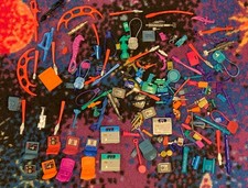 1990s Playmates Star Trek Action Figure Accessories Weapons Gear Lot picture