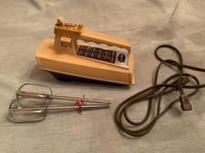 VINTAGE 1970’s Sunbeam Mixmaster Hand Mixer~*Burst of Power*~Harvest Gold picture