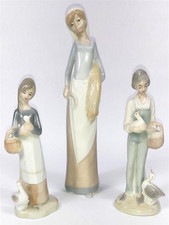 NAO BY LIADRO SPANISH ANTIQUE ART WOAMN, BOY & GIRL picture