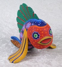 Zeny Fuentes Y Reyna Painted Wood Carved Fish Figurine Oaxaca Mexico Arts Wooden picture