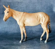 Breyerfest 2026 Aquavit Special Run Dun Mule Bell Tail Version New picture