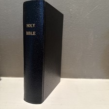 Antique 1866 Holy Bible | Cambridge University Press | Original old & New Test picture