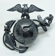 Beautiful WWI-1920's USMC Officer Undress Hat Badge. 