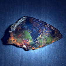 Pigeon Blood Agate -  UV Reactive- 2 Lb 13.7 Oz - Rough picture