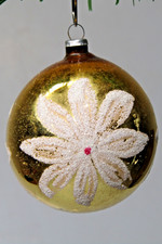 RARE Vintage Glass Mica Pictured WHITE FLOWER BALL Christmas Ornament Japan picture