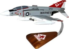 USMC McDonnell Douglas F-4 Phantom VMFA-232 Desk Display 1/48 Model SC Airplane picture