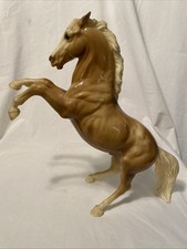 Vintage 1960's BREYER Horse KING FIGHTING STALLION #33 Glossy Palomino picture