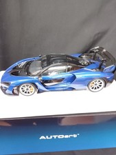 Autoart 76079 1/18 Scale Car picture
