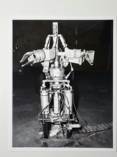 Bell Three Bladed Rotor Hub Controls Mast Technical 8x10 Archive Photo Aviation picture