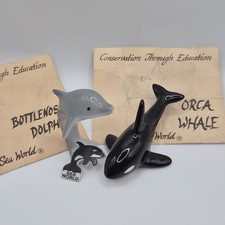 Vintage Sea World Mini Ceramic Shamu Orca Whale Dolphin Souvenir Figurine & Pin  picture