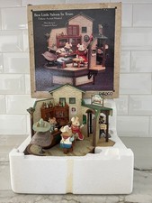 1991 Enesco Small World of Music Best Little Saloon In Texas Mice Music Box picture