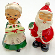 Vintage Santa & Mrs Claus Salt Pepper Shakers  picture