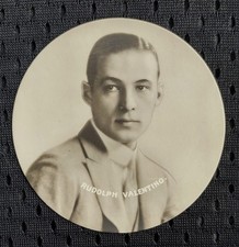 1924 Godfrey Phillips Cinema Stars Circular Discs Tobacco Rudolph Valentino NM picture
