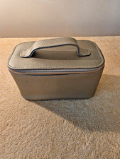 NEW, LATEST - Emirates First Class Women's Amenity Kit BVLGARI Le Gemme *SAHARE* picture