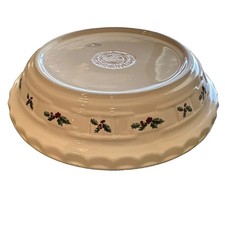 Still in the Box 📦 Longaberger 9 inch Pie Plate in Traditional Holly 🎄 picture
