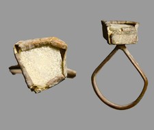 Ancient Roman Bronze Ring Size 4 Inset White Quartz Stone Box Setting 100-300AD picture