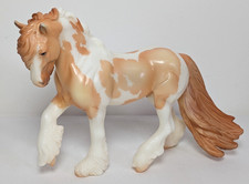 Breyerfest 2023 “SCURRY” Breyer Model Horse Special Run Perlino Tobiano Variant picture