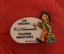 M.I. HUMMEL MERRY WANDERER DEALER PLAQUE 280-P MINI 1