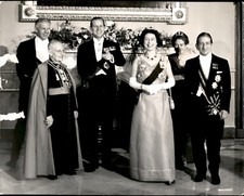 LG92 1967 Orig Photo QUEEN ELIZABETH IN MALTA SIR MAURICE DORMAN PRINCE PHILIP picture