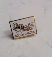 Vintage South Dakota Mount Rushmore Lapel Pin picture
