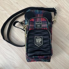2025 Walt Disney World Exclusive VIP Tour LUG Crossbody Bag  picture