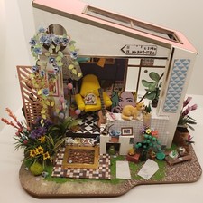 Dollhouse Art Studio - Completed Miniature - Handmade - Garden - Plants - Music picture