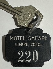 1970’s Motel Safari Limon, Colorado Hotel Room Key & Fob #220 picture