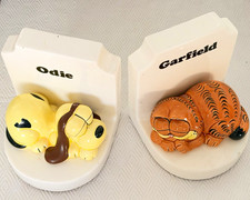 Rare vintage Enesco Garfield & Odie Painted Ceramic Bookends picture