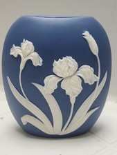 Vintage Flambro Cameo Iris Jasperware Blue Porcelain Vase 5 1/2”h x 6” w  [[16] picture