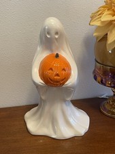 Vintage 1980s Ceramic Ghost Holding Pumpkin Light Up Halloween Figurine Lamp 10