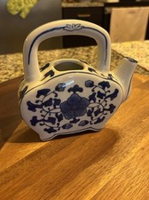 Vintage Blue and White Porcelain Purse Teapot Handbag Chinoiserie Floral Vase picture