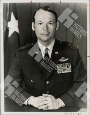 1967 Press Photo Brigadier General Henry L. Warren in Uniform picture
