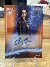 2025 Topps Chrome Marvel Studios Emilia Clarke as G'iah Auto Orange /25 #AA-EC picture