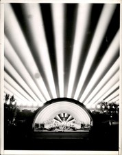 RH6 Original Photo HOLLYWOOD BOWL WORLD WAR II WAR BOND SHOW IN 1944 LOS ANGELES picture