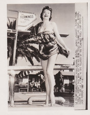 1957 Press Photo Leggy Actress Jackie Loughery Poses Almost Nude at Las Vegas picture