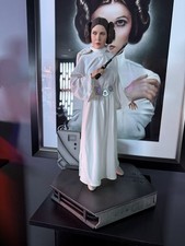 1 Day Sale Sideshow Princess Leia Premium Format Figure Star Wars New Hope picture