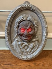 Magic Power Company Halloween Animated Talking Light-up Motion Activated Decor  picture