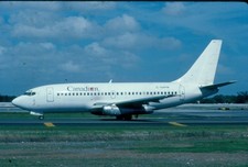 S563 C-GXPW CANADIAN B737-200 ALL WHITE ORIGINAL KODAK SLIDE picture