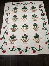 Vintage Floral Quilt Red Green White Flower Basket 87” X 68” Quilted picture
