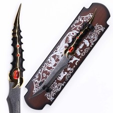 Game of Thrones - Valyrian Steel Dagger with Wall Plaque picture