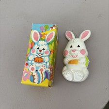 VTG Avon Fragrance Glace Pin Pal- Funny Bunny -Spring Easter Rabbit 1973 NIB picture
