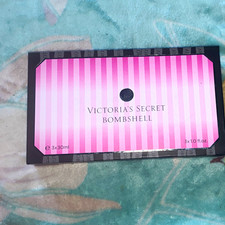 Victoria's Secret Bombshell Eau de Parfum Mini Spray Set 3 x 30 ml picture