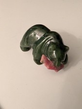 VTG Hand Carved Canadian Nephrite Jade Bear w/Rhodonite Fish in Mouth- 2