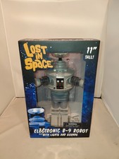 Diamond Select Toys Lost In Space Electronic Lights & Sounds B9 Robot Figure... picture