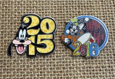 Disney Goofy 2015 & 2016 Pin Lot Tower of Terror Hollywood Hotel Pin Trading picture