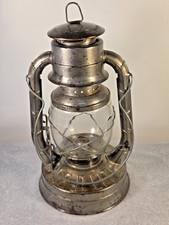 Vintage Dietz No 2 D-Lite Kerosene Lantern Large Fount Loc-Nob Clear Globe NY picture