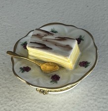 Limoges France Pierre Mille-Feuille Napoleon Pastry Porcelain Trinket Box Plate picture