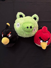 Vintage 2010 Angry Birds Plush Lot of 3 - Red, Bomb Black Bird, & Green Pig picture